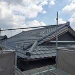 軽量瓦への葺き替え工事で耐震、耐風性能が向上しました
