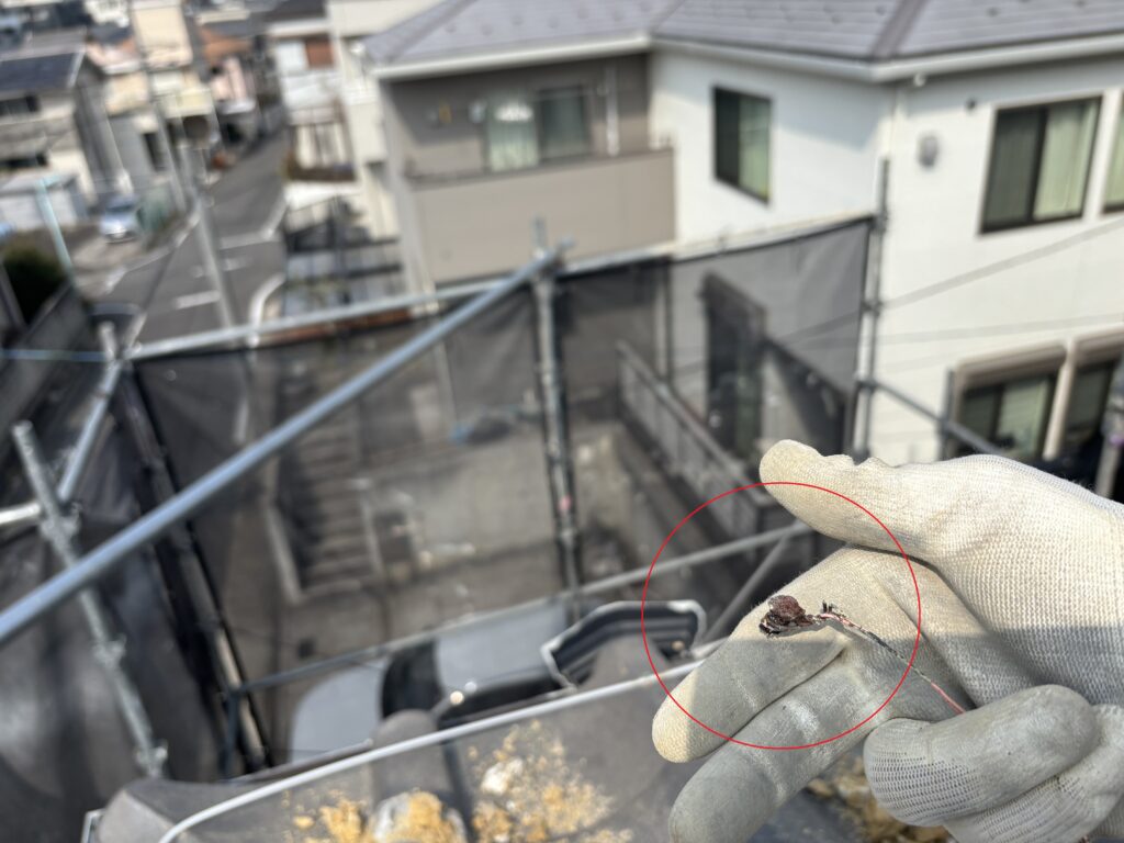 鬼瓦の落下した原因が判明！まさかの・・・